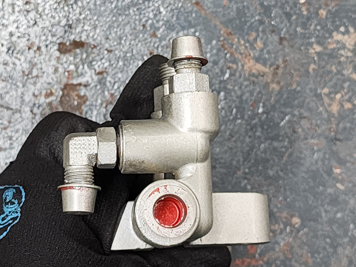 Caterpillar C15 Diesel Engine Fuel Manifold Part # 316-4410