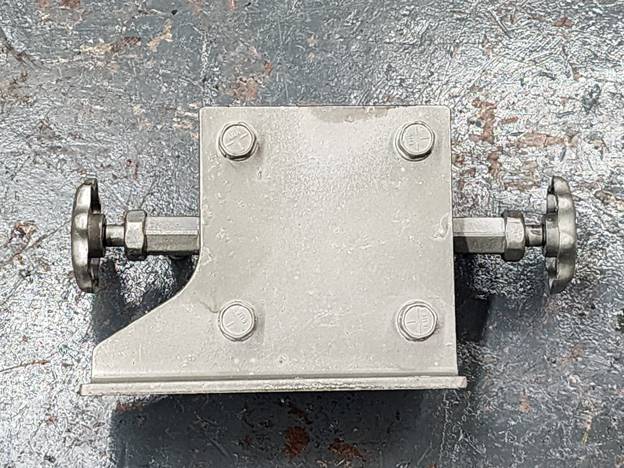 Cummins ISL Diesel Engine Oil Filter Head 020416300 For Sale