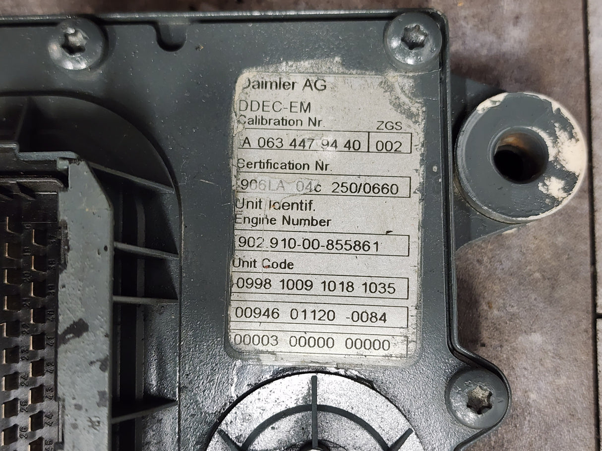 Mercedes-Benz OM906LA Diesel Engine ECM/ ECU DDEC-EM