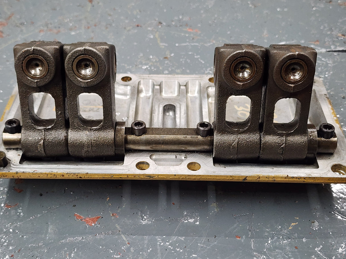 Caterpillar 3116 Roller Lifters & Cover 7W-3871 For Sale