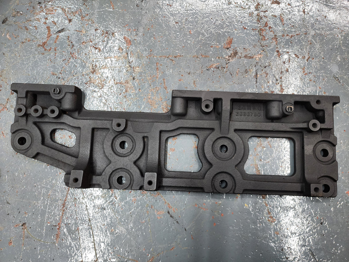 Cummins ISX15 EGR Recirculation Valve Support Bracket 3686790 For Sale