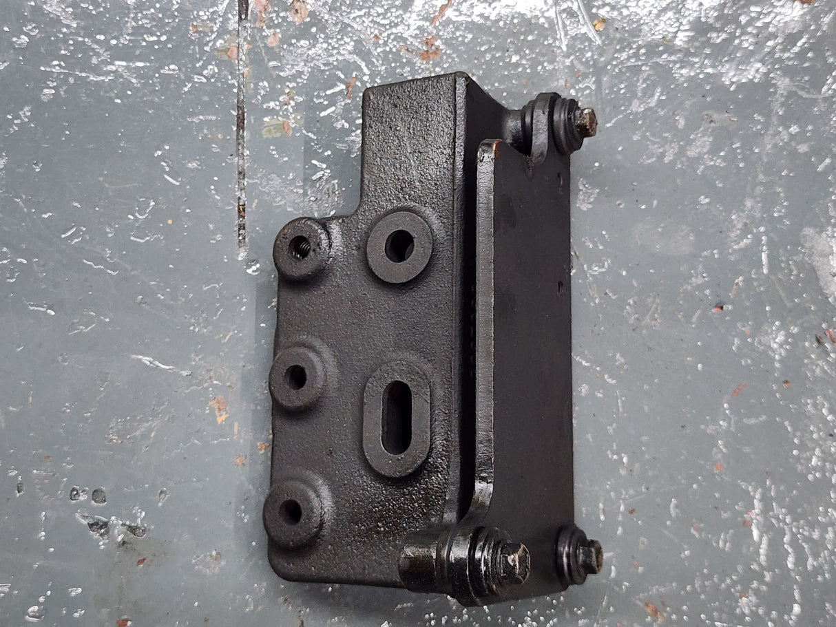 OEM Cummins ISX15 Diesel Engine Module Support Bracket 3687330