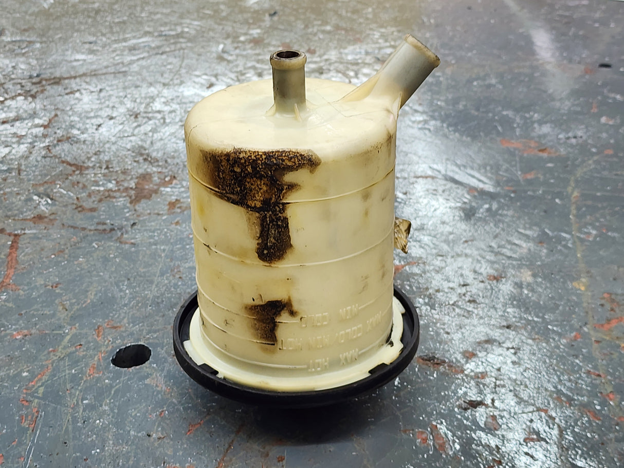 OEM International Power Steering Reservoir Tank T3175 For Sale