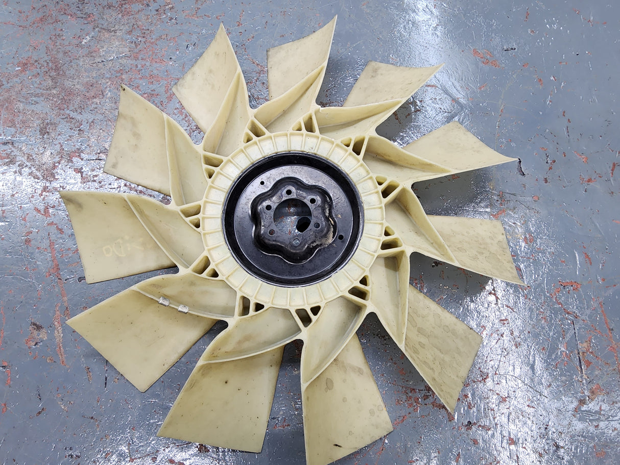 Borg Warner CUMMINS ISX FAN BLADE 20891096, 30 INCHES, 11 BLADES