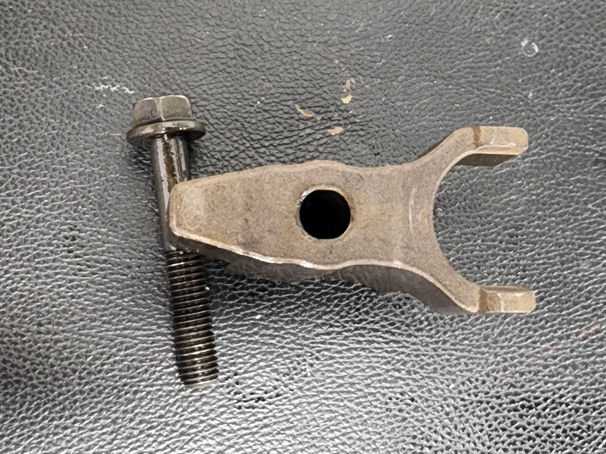 Mack MP8 Diesel Engine Fuel Injector Hold Down with Bolt For Sale