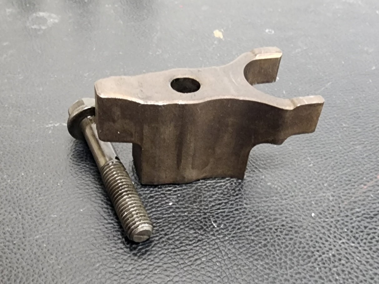 Mack MP8 Diesel Engine Fuel Injector Hold Down with Bolt For Sale