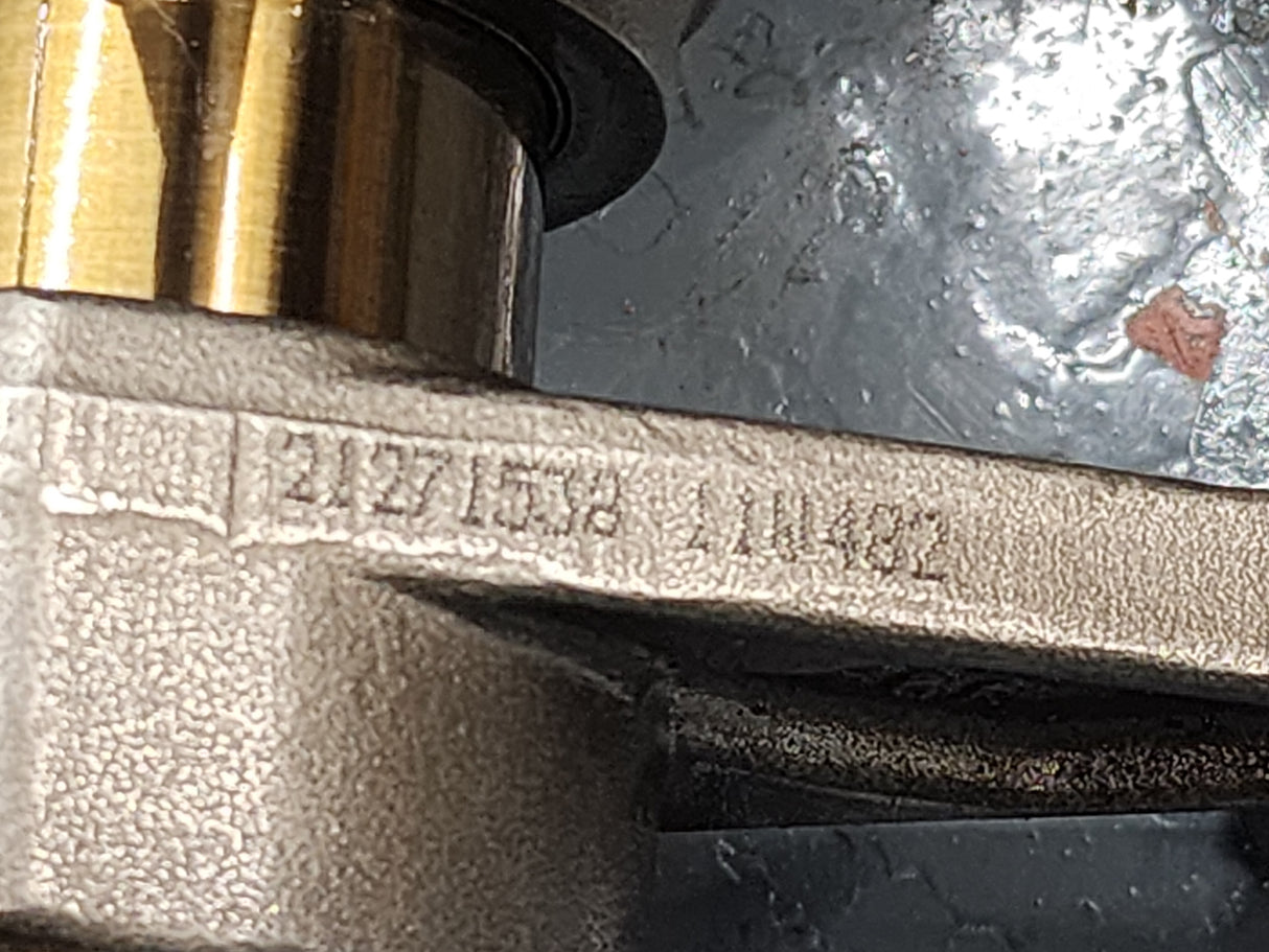 2006 Volvo VED12 Rocker Arm Assembly 20715792-2495 For Sale