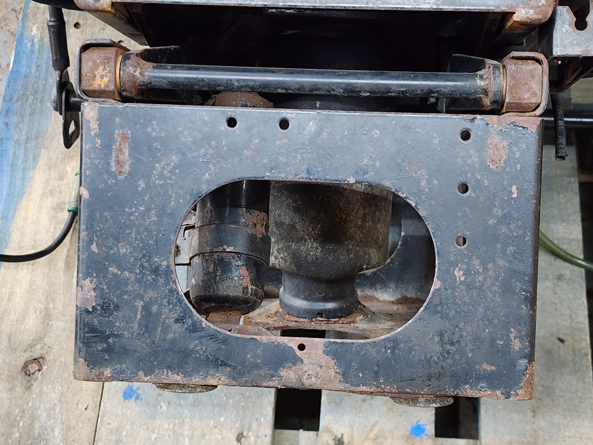 Bostrom T915 Freightliner Cascadia Blue Cloth Air Ride Seat with Mounting Plate For Sale