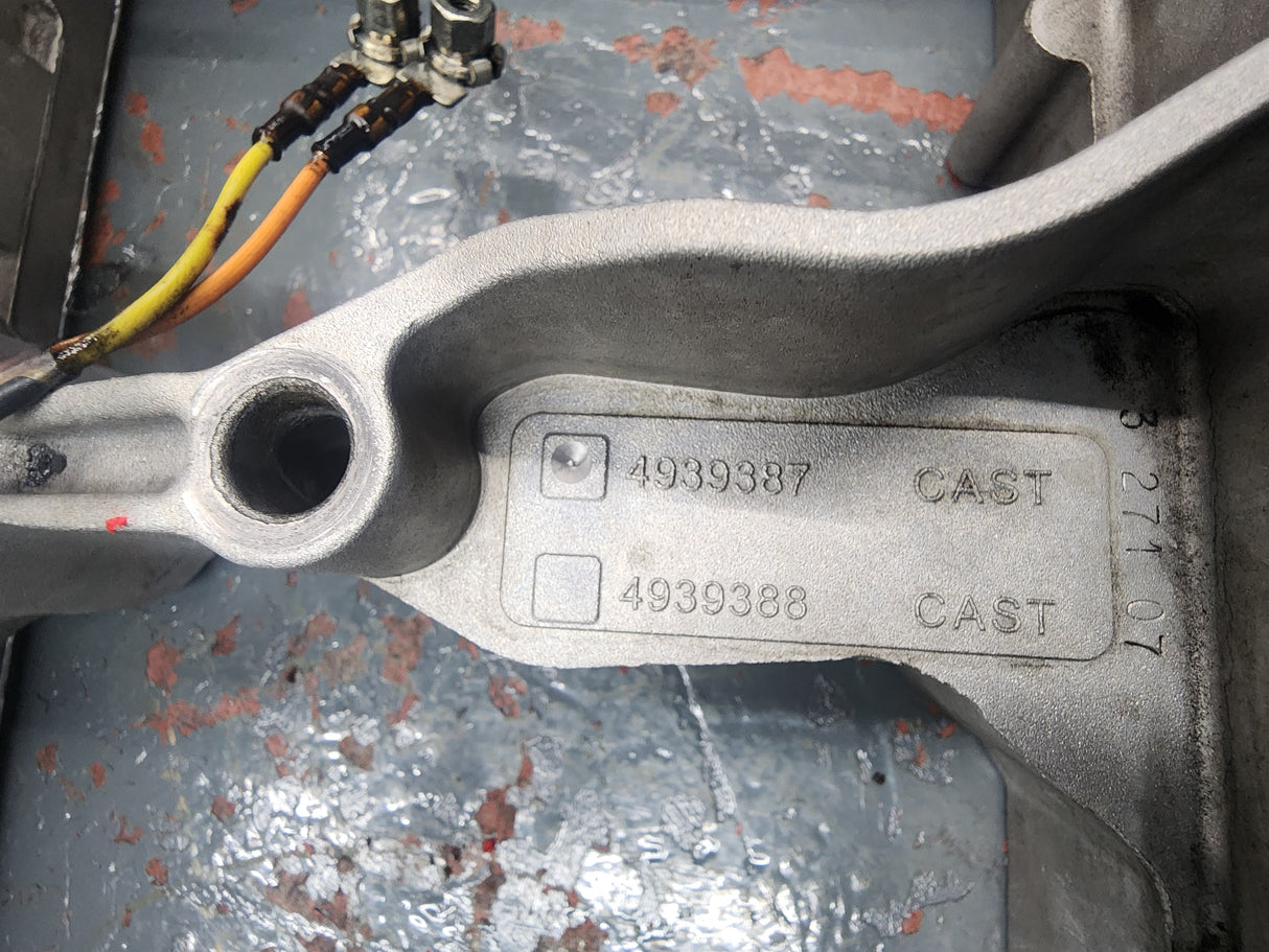Cummins ISC/ISL 8.3 Engine Rocker Arm Housing For Sale