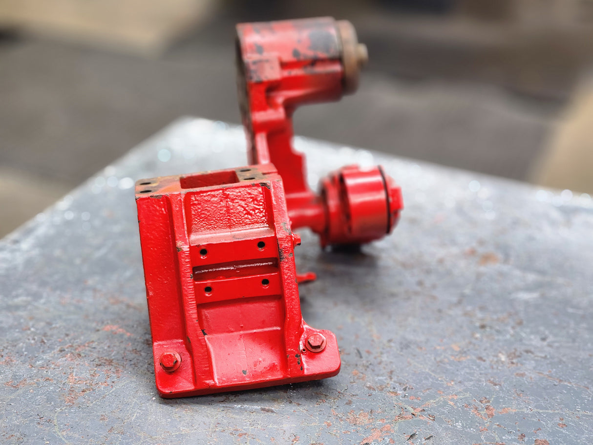 Cummins ISL9 8.9L Diesel Engine Alternator Support 3970650 and Fan Hub D-3007 For Sale