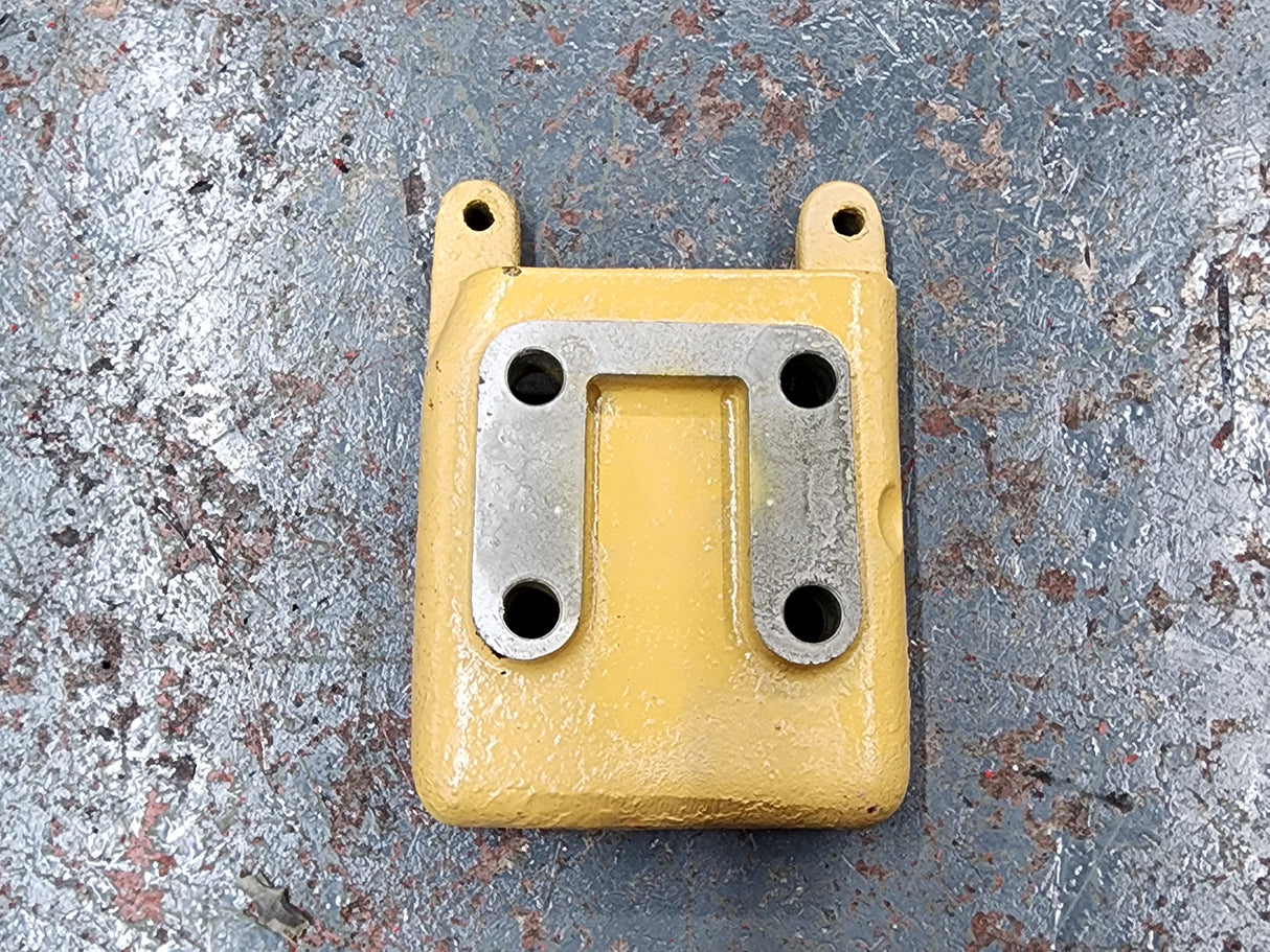 Caterpillar 3306 Fan Drive Mount Adaptor 9L-5613-3- For Sale