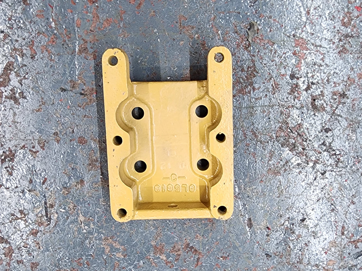 Caterpillar 3306 Fan Drive Mount Adaptor 9L-5613-3- For Sale