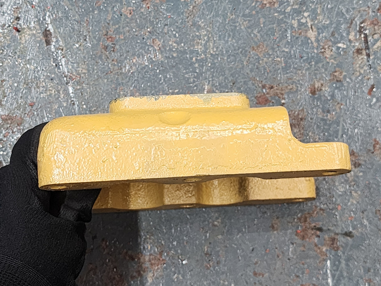 Caterpillar 3306 Fan Drive Mount Adaptor 9L-5613-3- For Sale