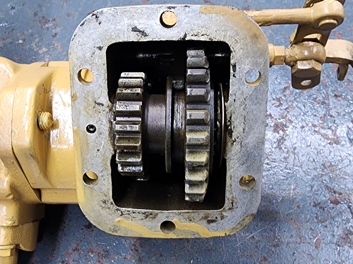 VICKERS Vane Hydraulic Pump Motor 25V21A with Power Take Off (PTO) For Sale