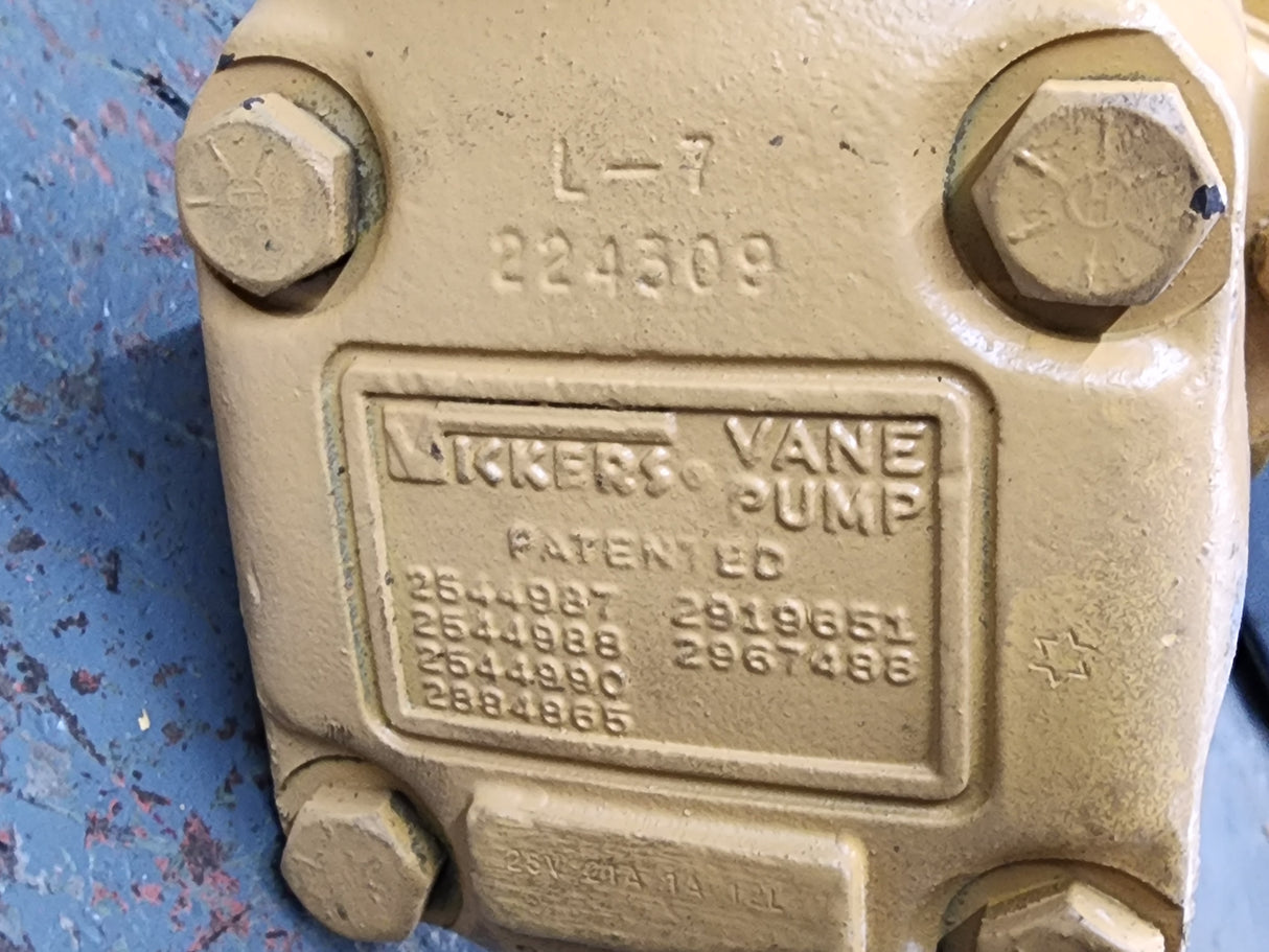VICKERS Vane Hydraulic Pump Motor 25V21A with Power Take Off (PTO) For Sale