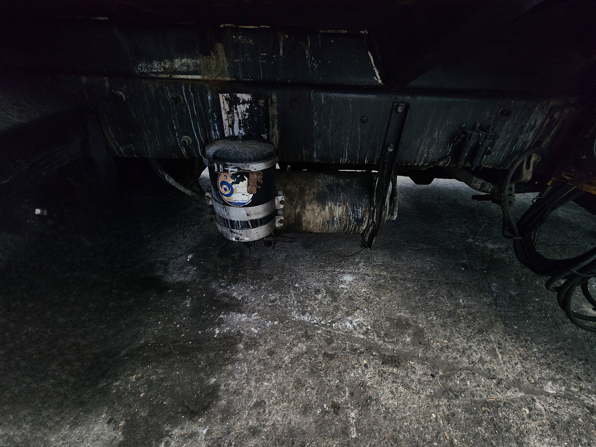 2011 Mack LEU613 Series 600 Garbage Truck W/ Mack MP7 Diesel Engine