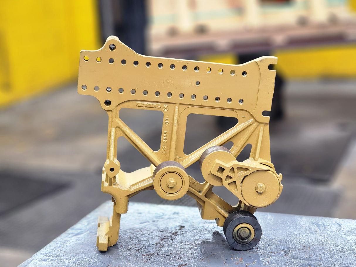 Caterpillar C13 Diesel Engine Support Bracket 222-2899-03- W/Tensioner Pulley 211-7895