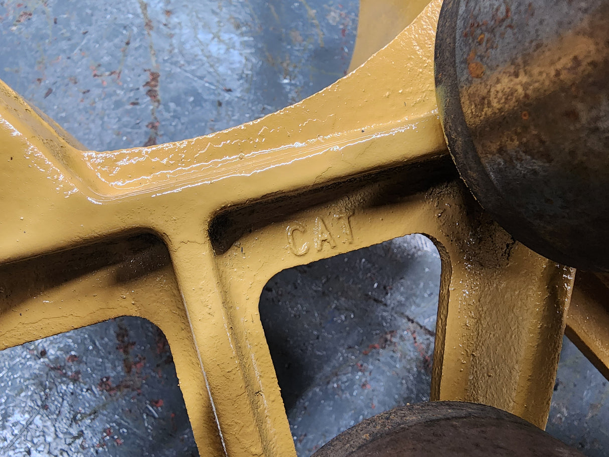 Caterpillar C13 Diesel Engine Support Bracket 222-2899-03- W/Tensioner Pulley 211-7895