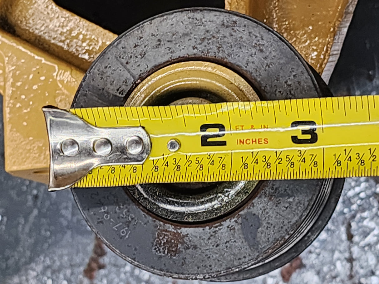 Caterpillar C13 Diesel Engine Support Bracket 222-2899-03- W/Tensioner Pulley 211-7895