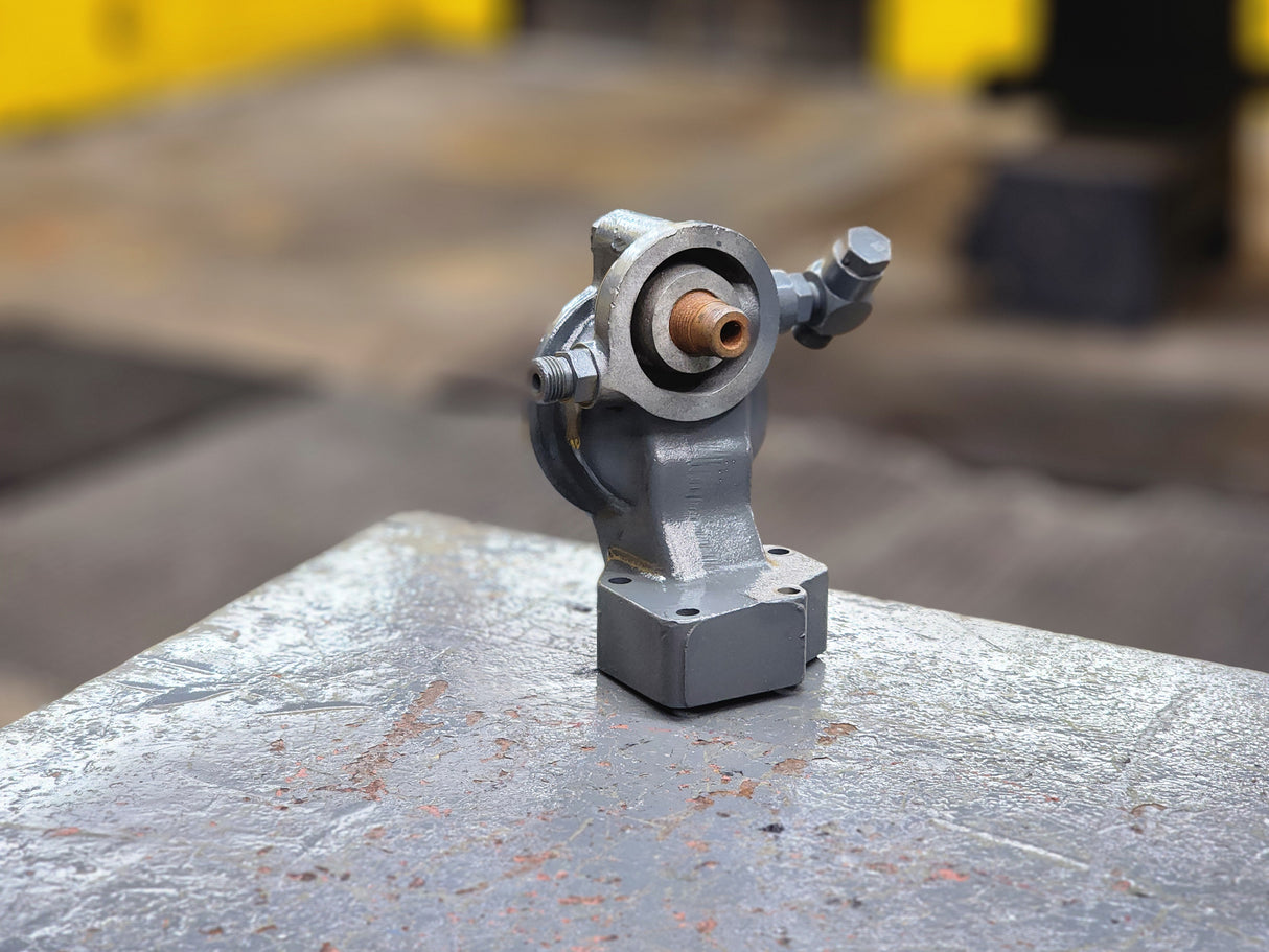 Caterpillar 3126 Diesel Engine Fuel Filter Base 143-3506 For Sal