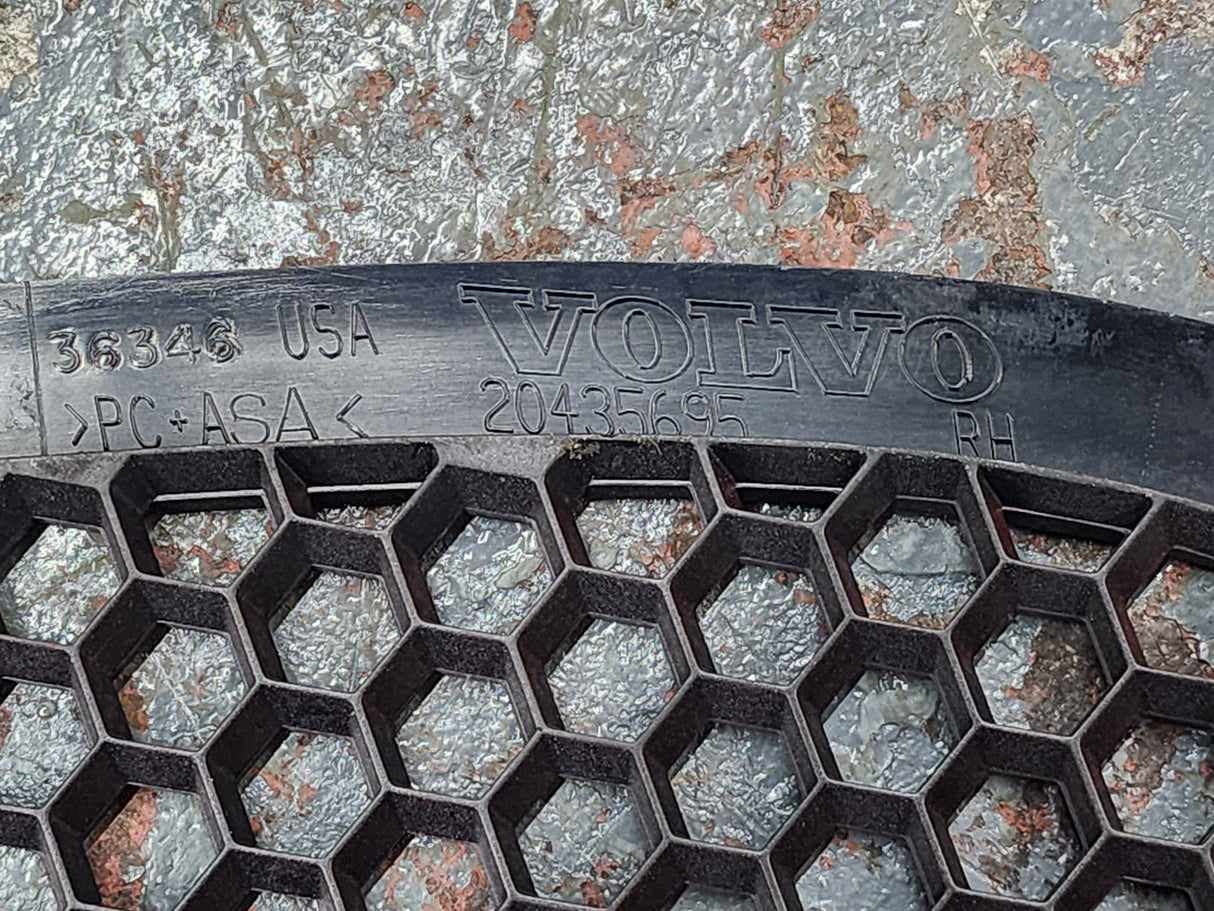 OEM Volvo VNL Hood Side Vents For Sale