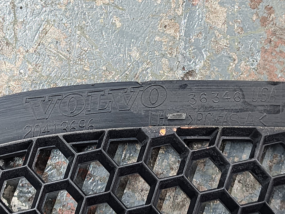 OEM Volvo VNL Hood Side Vents For Sale