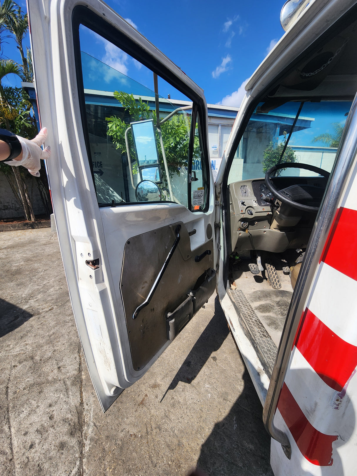 2006 Sterling Cab For Sale