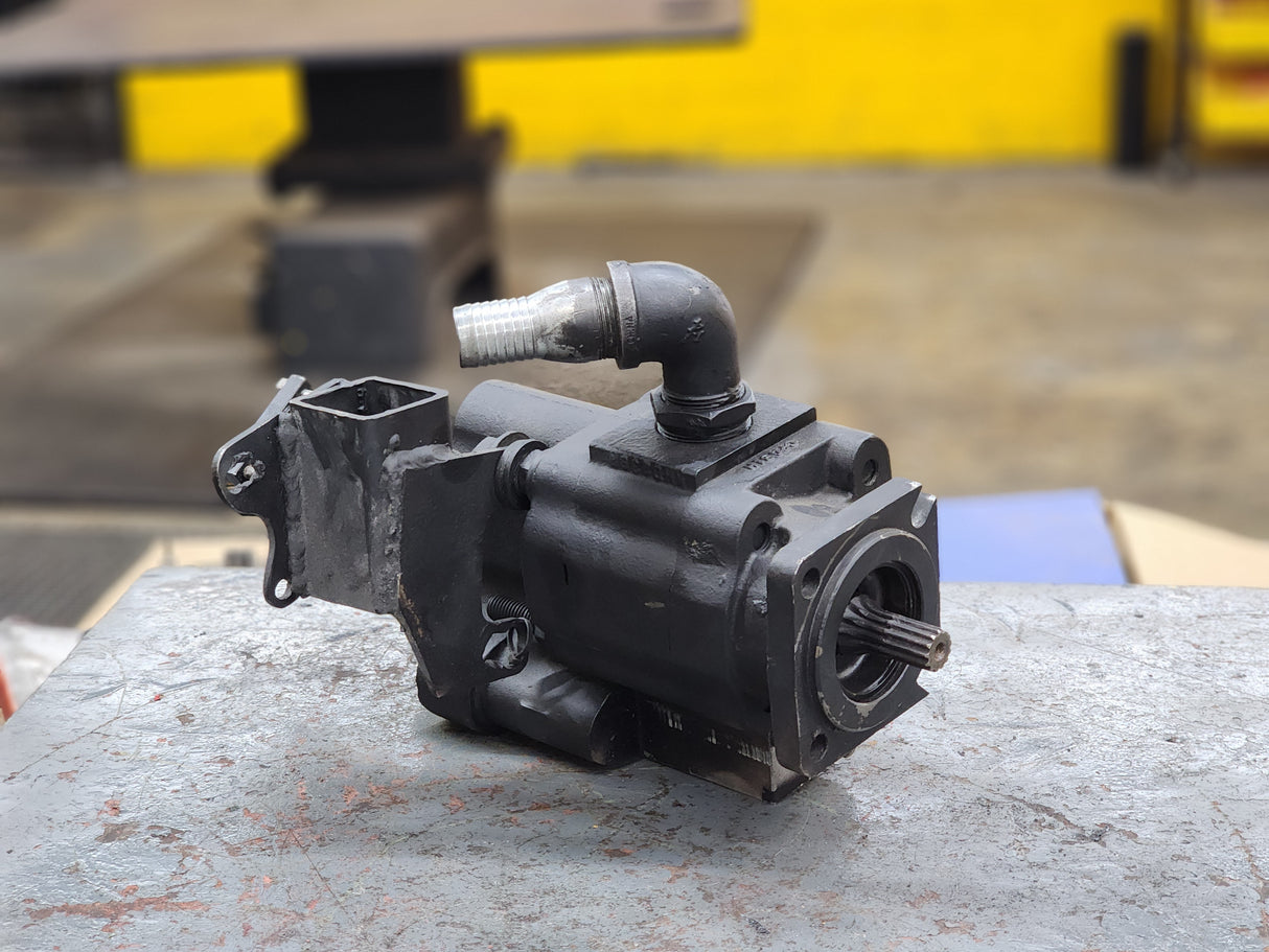Permco Hydraulic Dump Pump CFA31H W/ Air Shift Cylinder For Sale