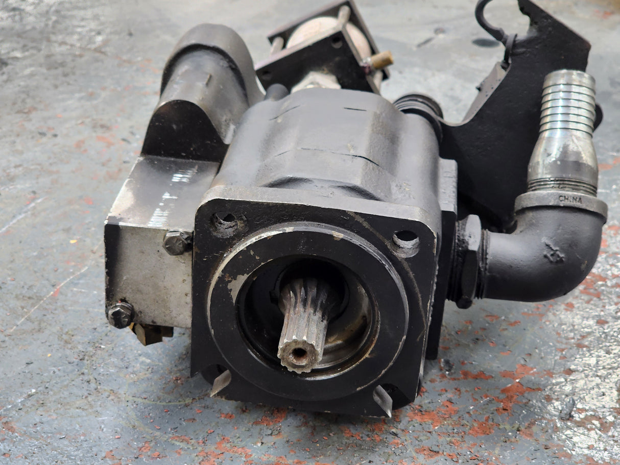 Permco Hydraulic Dump Pump CFA31H W/ Air Shift Cylinder For Sale