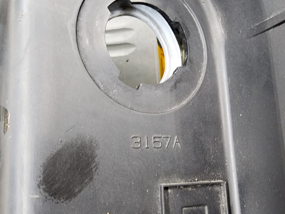 Automotive Lighting GM OEM Passenger (RIGHT) Side Front Headlight 25798851