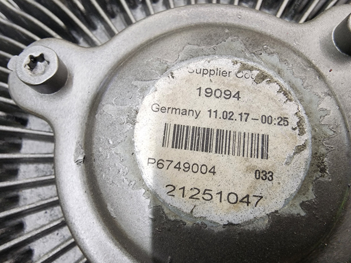 OEM Mack MP8 Electric Fan Clutch 21251047 For Sale