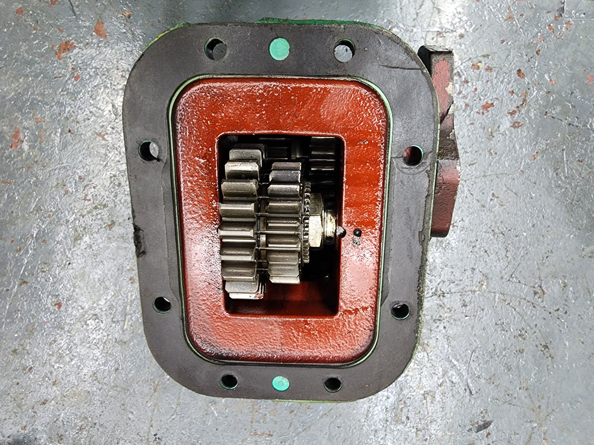 Eaton Bezares SA Bottom Mount PTO 2000XEN013RA For Sale