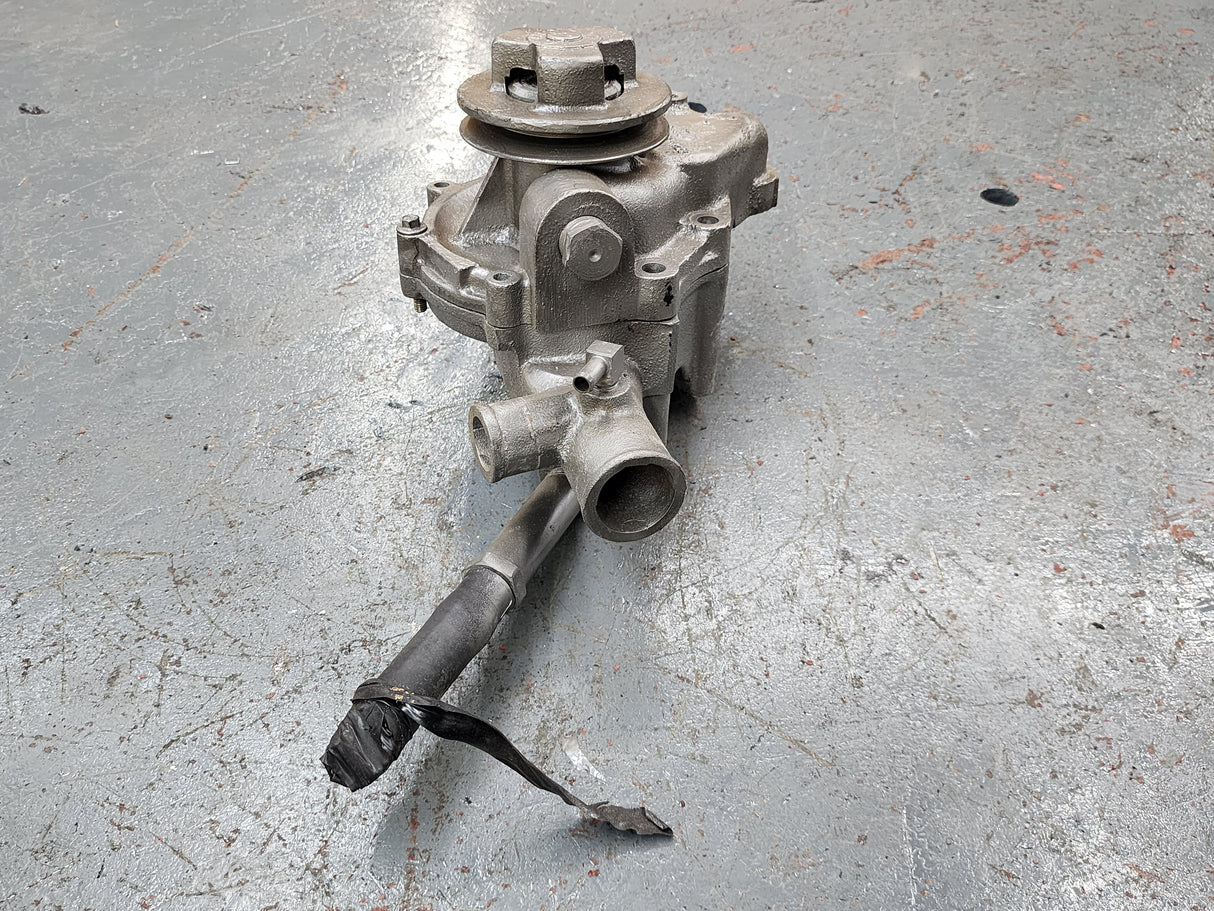1987-1990 Ford Diesel Water Pump E7HN-8508-AA For Sale