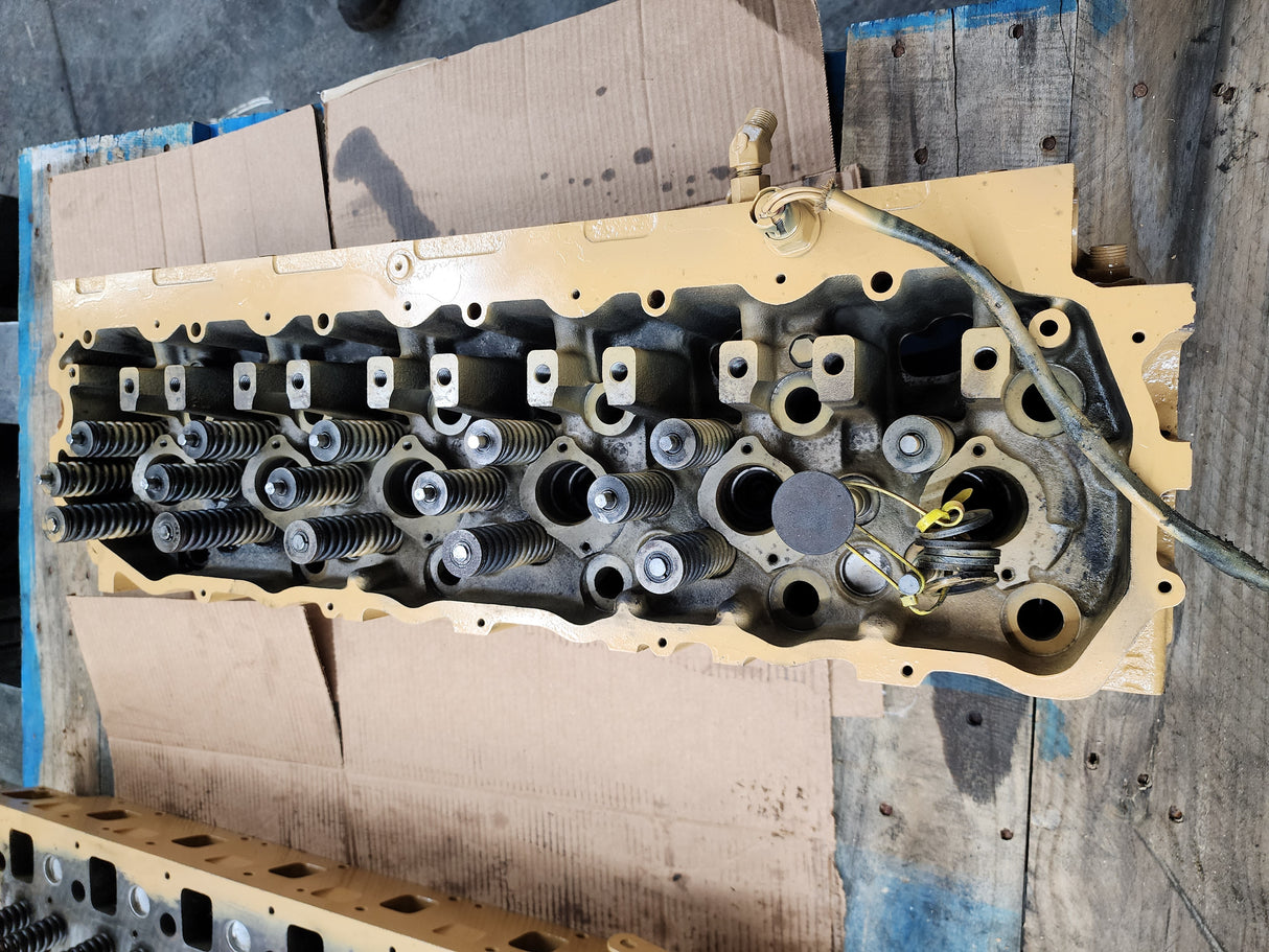 Caterpillar 3126B Cylinder Head, Part# 133-3724, 6 Cylinders