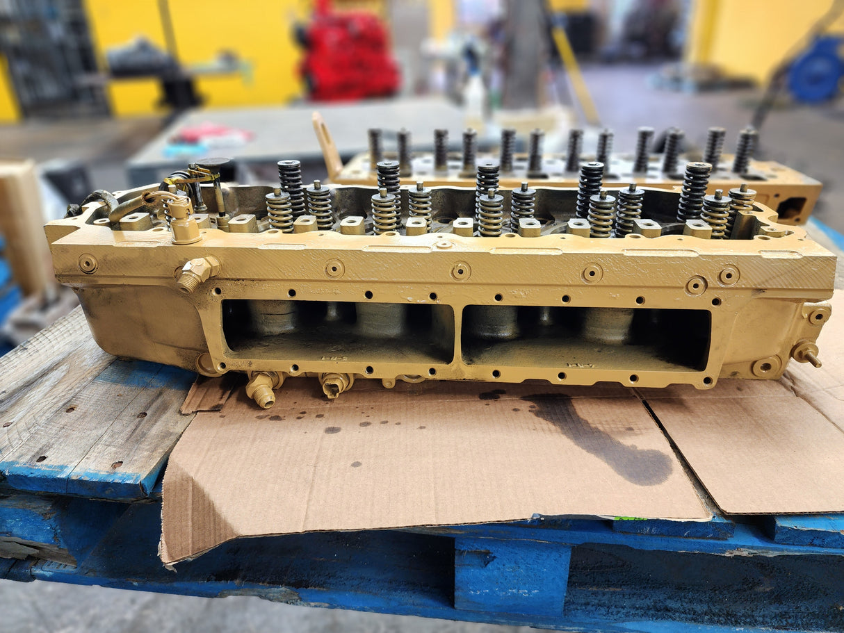 Caterpillar 3126B Cylinder Head, Part# 133-3724, 6 Cylinders