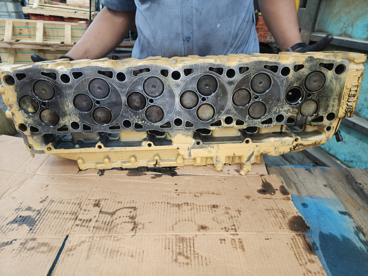 Caterpillar 3126B Cylinder Head, Part# 133-3724, 6 Cylinders