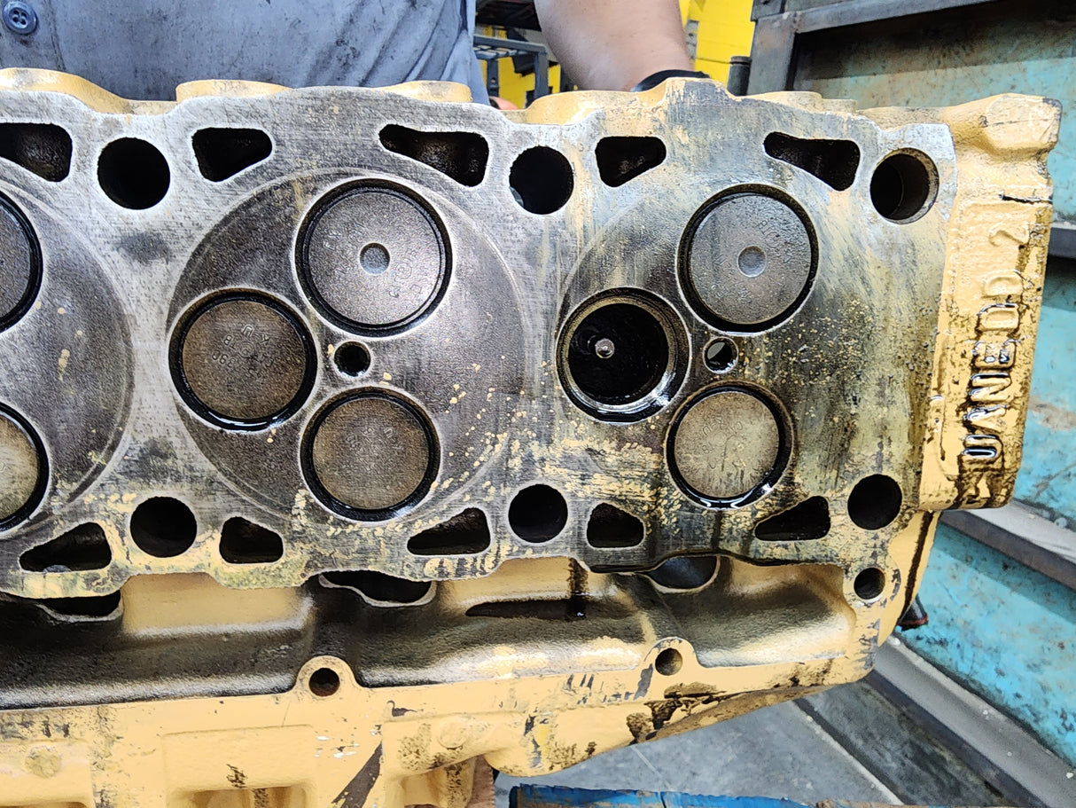 Caterpillar 3126B Cylinder Head, Part# 133-3724, 6 Cylinders