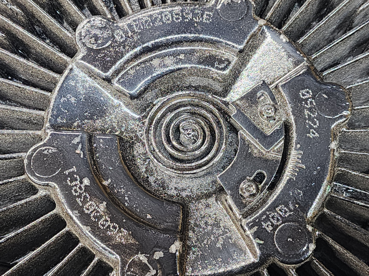 International BorgWarner Viscous Fan Clutch 2602038C1
