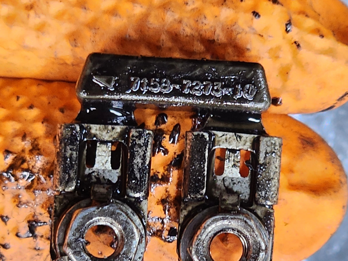 2004 Isuzu 4HK1-TC Denso 5471 / 7031 Fuel Injectors w/ Glow Plugs & Wiring Harness w/ Bolts