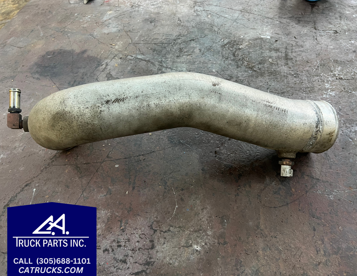 International Navistar Air Cleaner To Engine Manifold Pipe 3505049C1