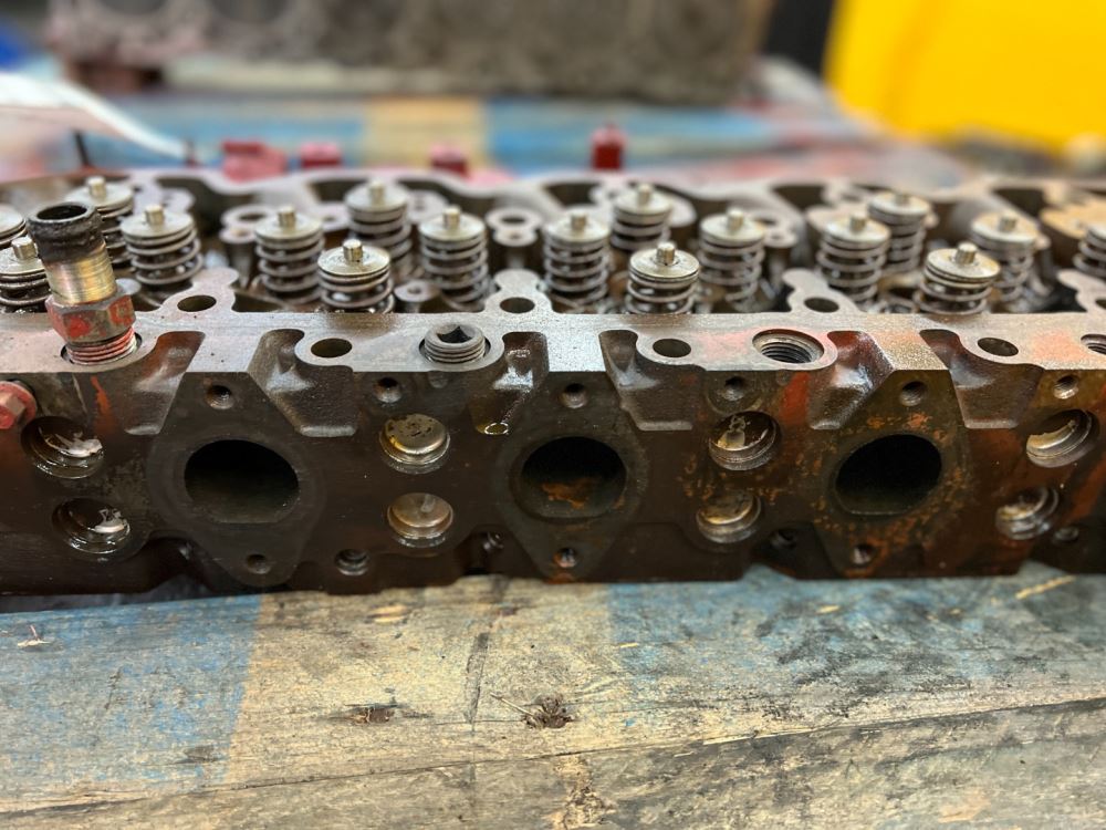 Cummins ISB 6.7L 3977221 Cylinder Head For Sale