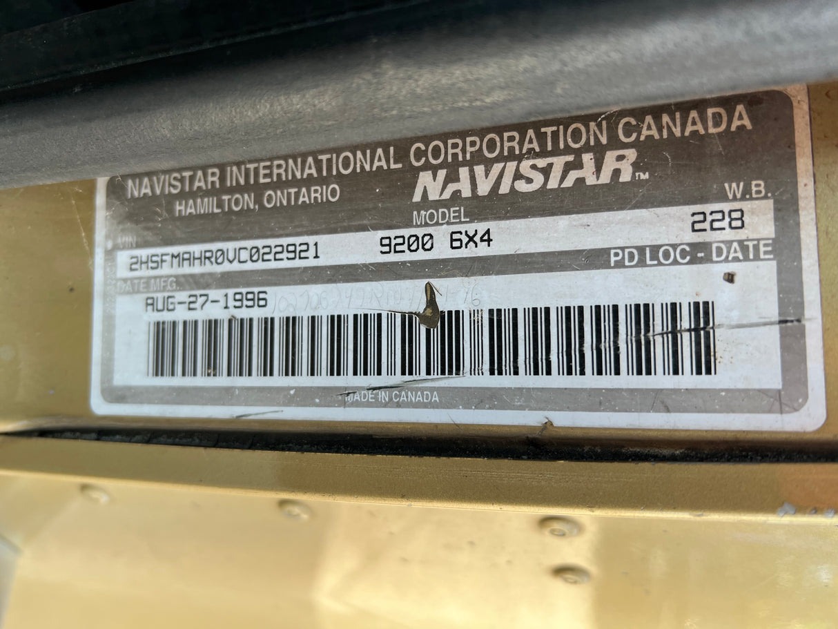 1997 International 9200 SBA Cab