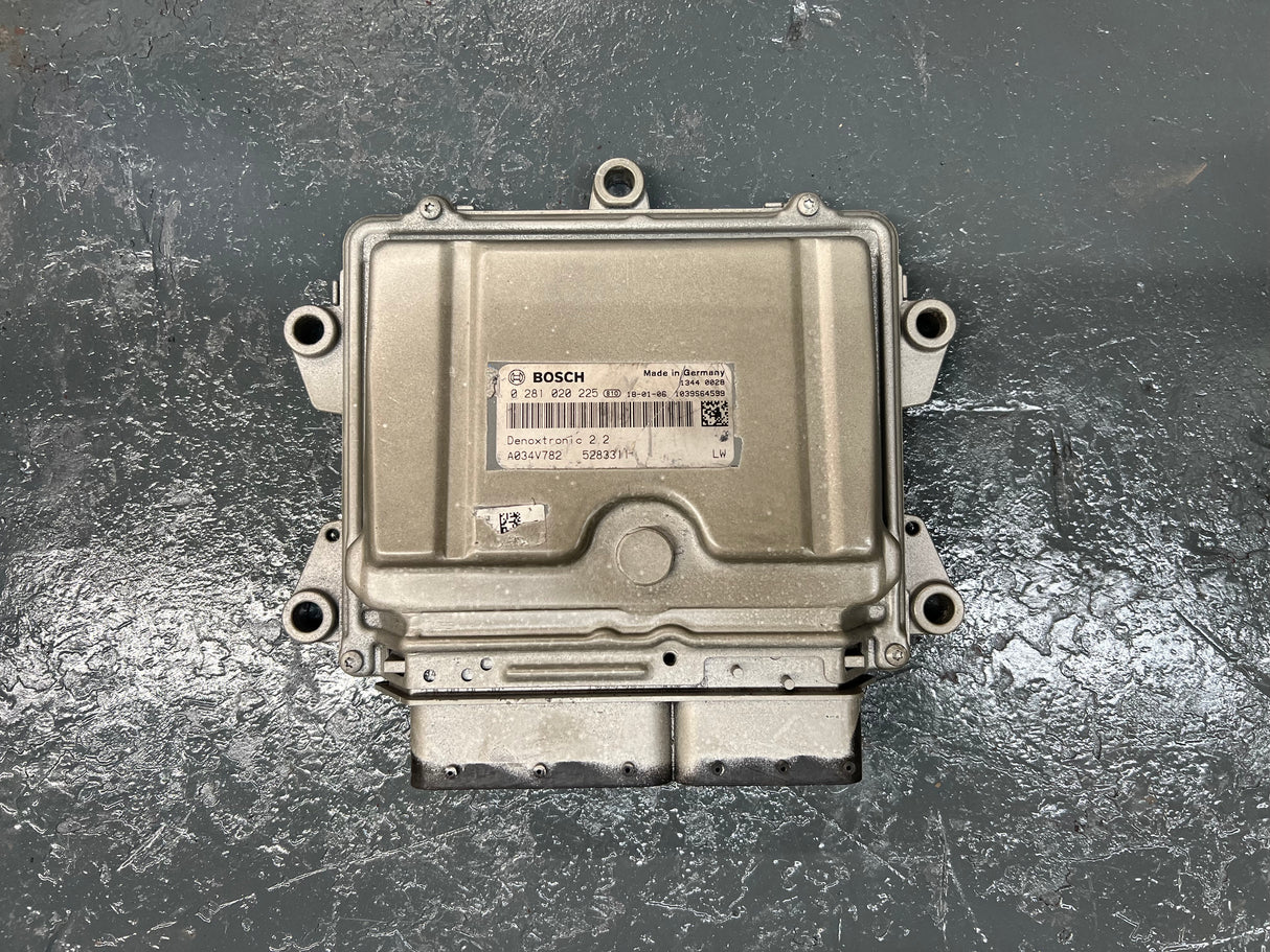 Cummins Electronic DPF Control Module Part # 5283311, Bosch Part # 0 281 020 225