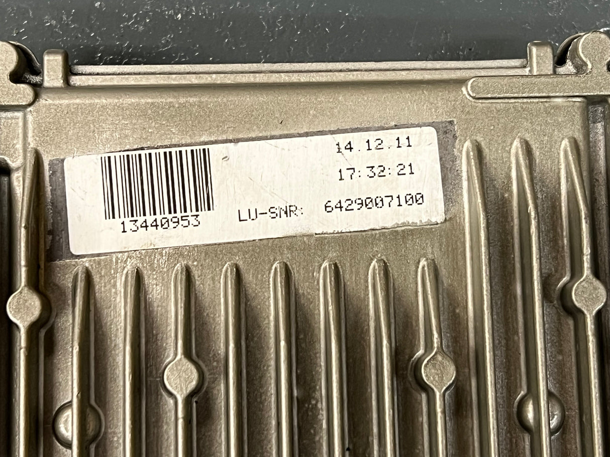 Mercedes Engine Control Module (ECM) OEM Part # A 642 900 71 00, Bosch Part # 0 281 016 633