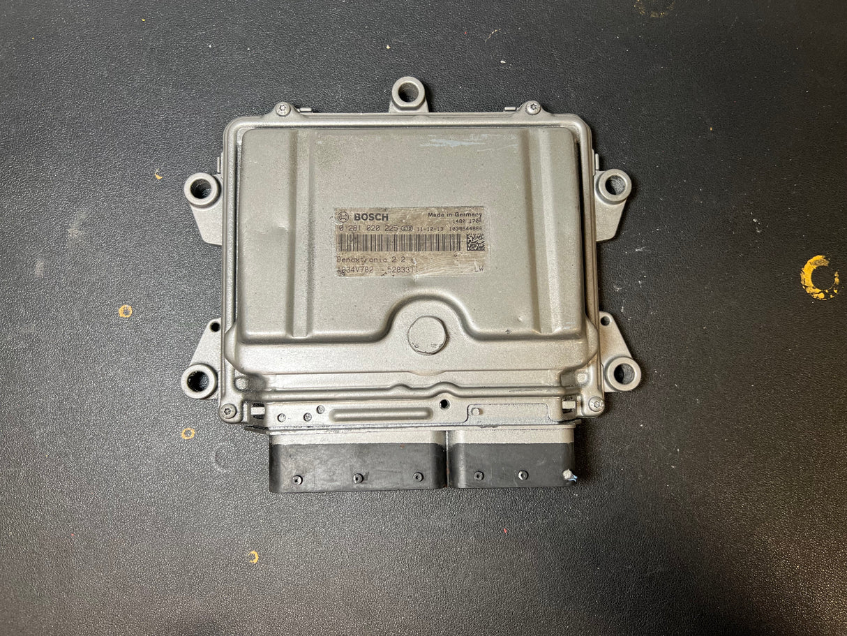 Cummins Electronic DPF Control Module Part # 5283311, Bosch Part # 0 281 020 225