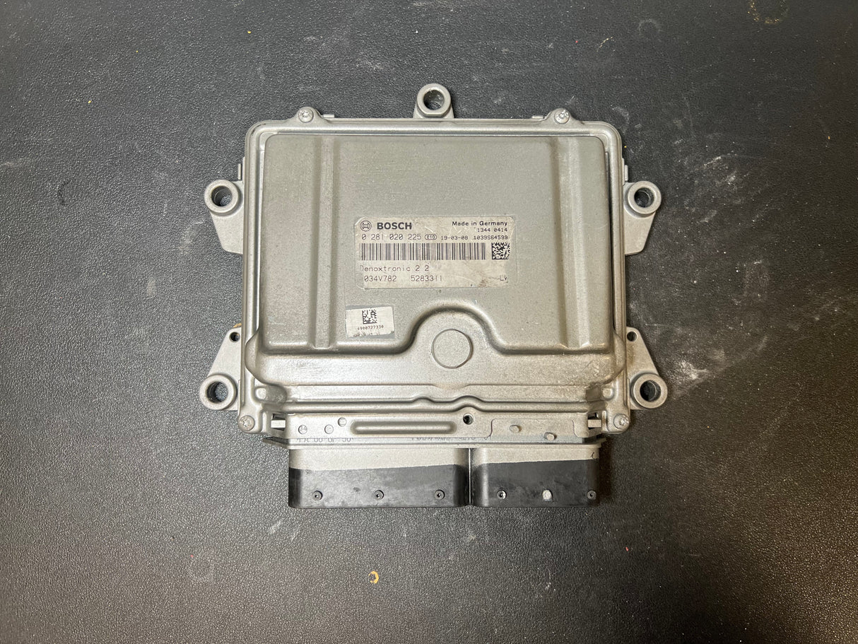 OEM Cummins Bosch Denoxtronic ACM 2.2. DPF Control Unit OEM Part # 5283311, Bosch Part # 0 281 020 225