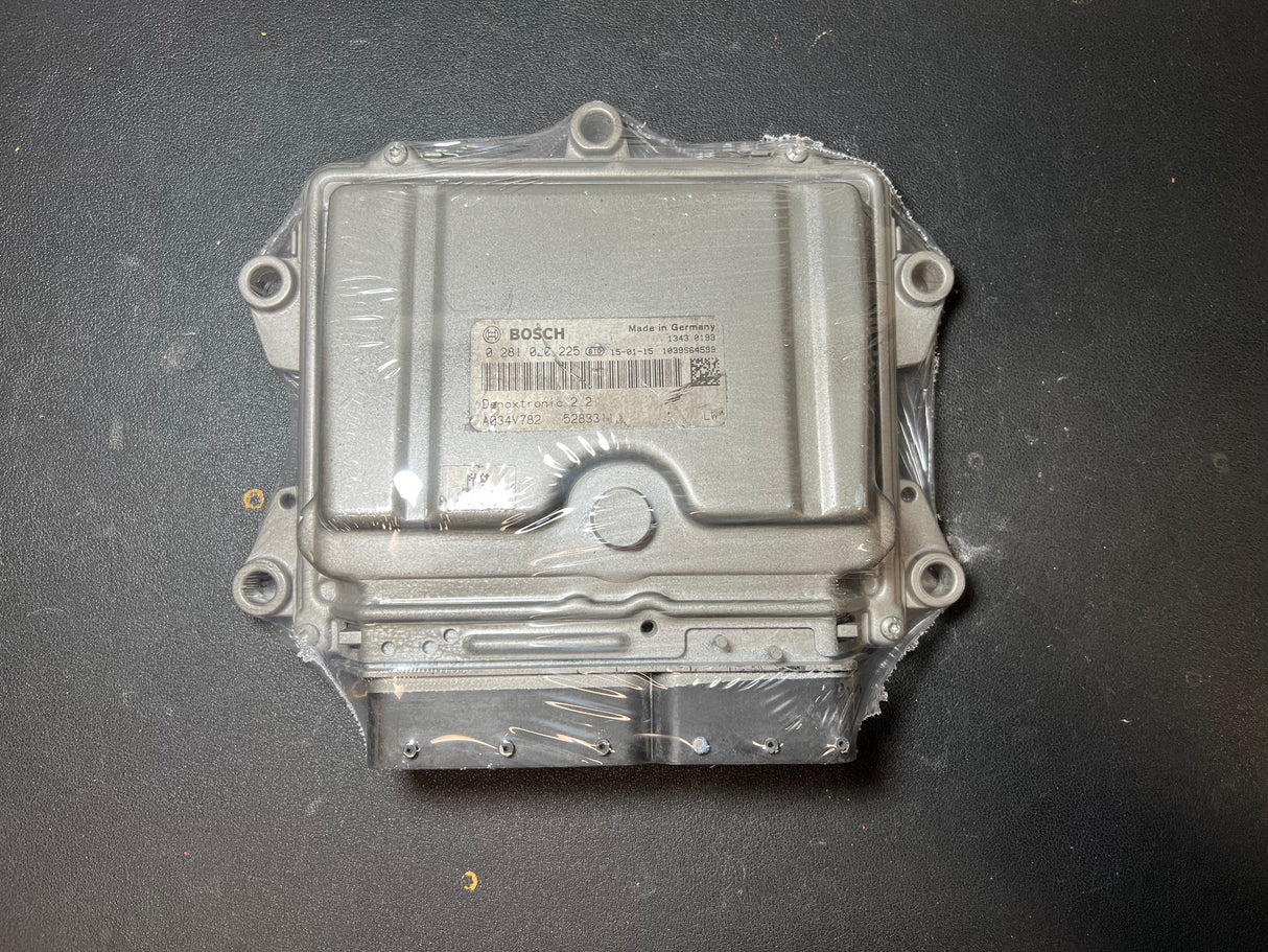 Cummins Electronic DPF Control Module Part # 5283311, Bosch Part # 0 281 020 225
