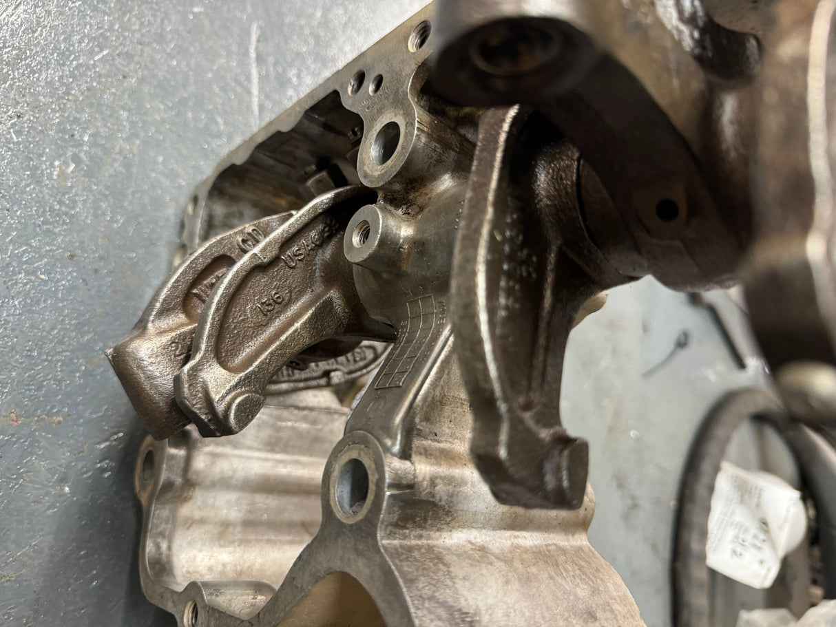 Cummins NT855 Diesel Engine Rocker Arm 218152 & Housing 3007242 For Sale