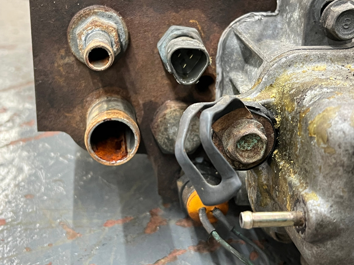 OEM 1998-2003 Isuzu 4HE1XS Cylinder Head Fully Dressed w/ Camshaft & Rocker Arm