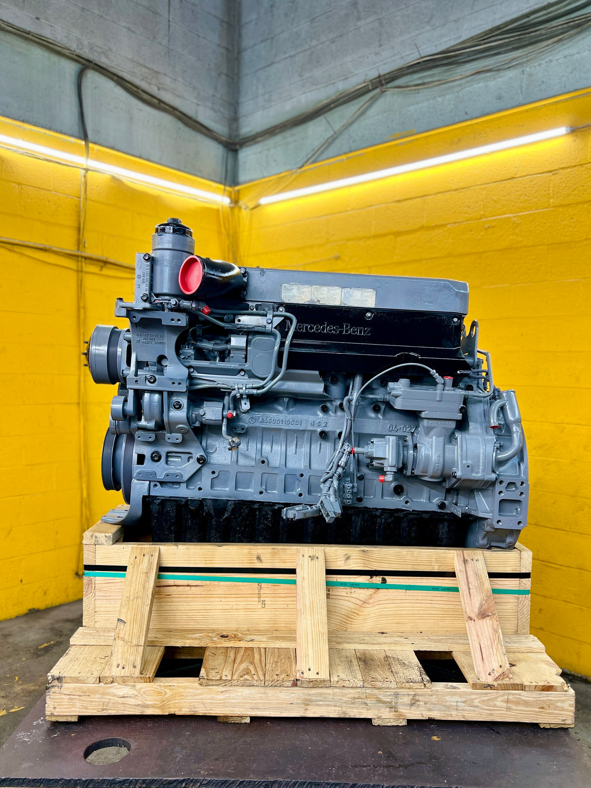 2003 Mercedes OM460LA Diesel Engine For Sale